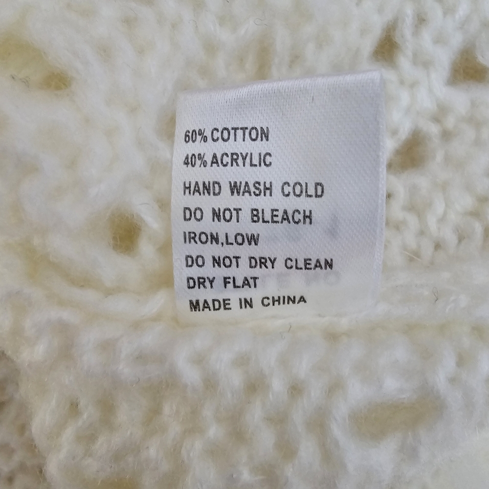 Pol Cable knit Ivory With Lace Hem Coquette Chunky Sweater Sz S (Oversized) - Picture 6 of 6